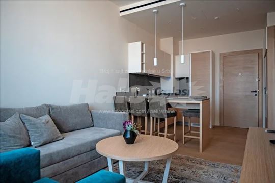 Zepterme spa bazen lux apartman 39m2 investicija