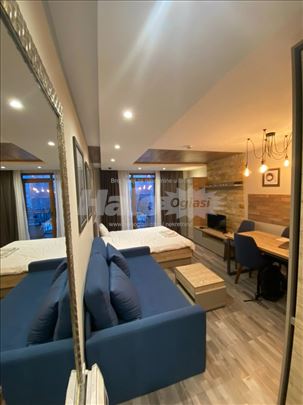 Apartman sa pogledom u Premier Zgradi Milmari 