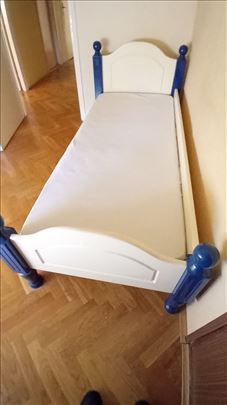 Krevet sa elastoflex daščicama i dušekom
