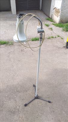Lampa 550 luxa
