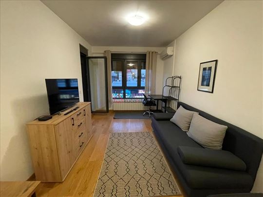 Voždove kapije.Nov stan.Terasa.Pet friendly.