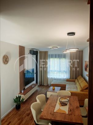 Izdaje se nov, lux stan na Panteleju, 48m2