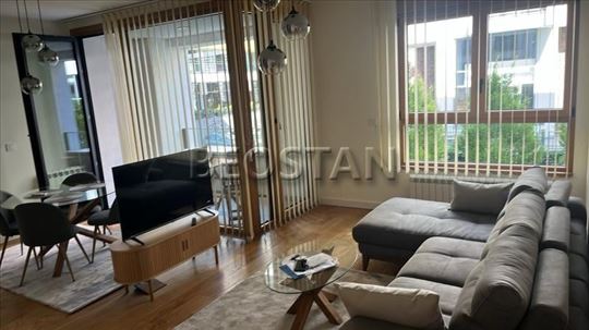 Novi Beograd - Tresnjin cvet park 11 #67275