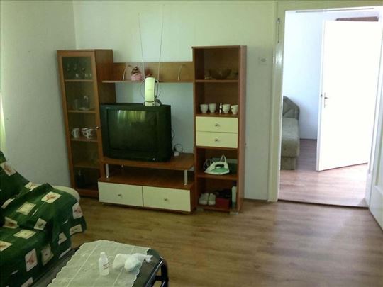 Stan u blizini pijace za renoviranje 92m2