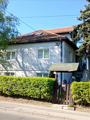 Komforan useljiv stan 70m2 na Voždovcu 