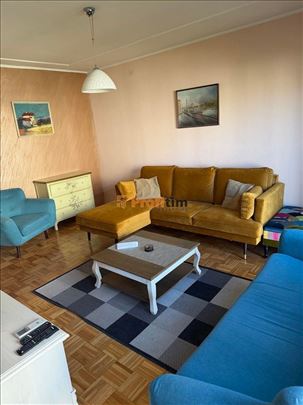Blok 62, 2,5, 64m2, IV, namešten