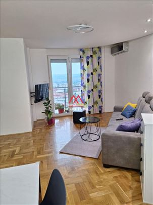 Dvoiposoban stan - 70m2 - Bulevar Evrope