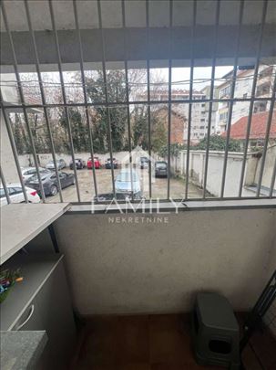 Grbavica, Novi Sad – 1.5 soban stan, 29 m², visoko