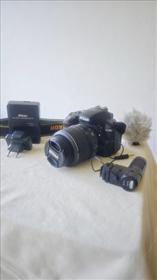 Nikon 5300 i dodatna oprema