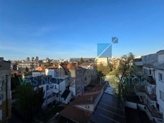 Vračar 50m2 2.0 lift cg parking odličan ID#1355