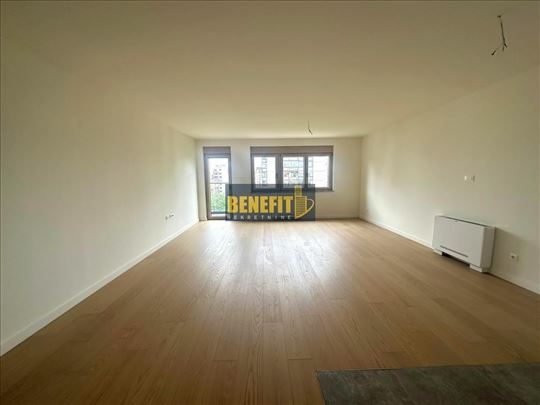 Vračar, ekskluzivan stan, 100m2, 4.0, bez provizij