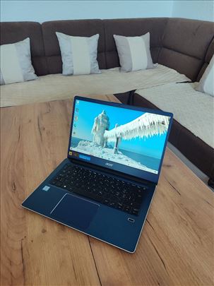 Acer swift 20GB DDR4/512GB SSD/i3 8.GEN