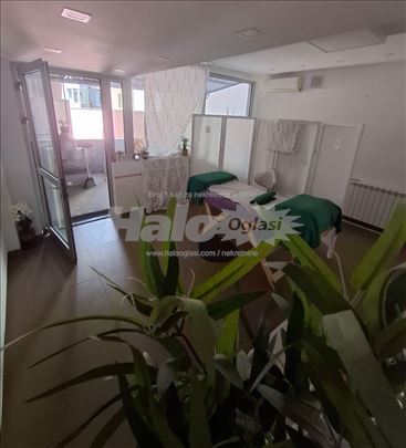 Centar Bg-izdaje se deo namestenog salona lepote