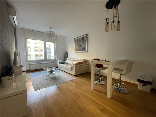 Novi Sad, Stari Grad, Stan, 2.0, 39m2