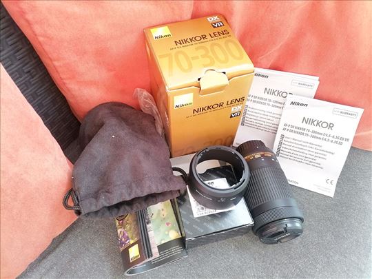 Objektiv Nikon AF-P DX 70-300mm VR
