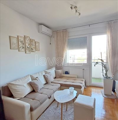 Stan,Novi Sad,Bulevar Patrijarha Pavla,kv: 36.00