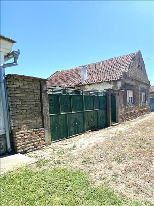 Uzdin kuća na prodaju