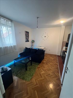 Jednoiposoban stan, 29 m², Grbavica ! Danila Kiša