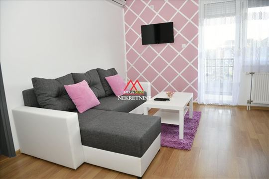 Klisa - 40m2 - jednoiposoban stan