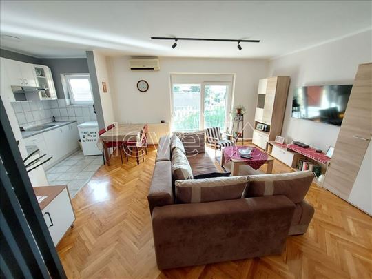 Stan,Novi Sad,Avijacija,kv: 56.00