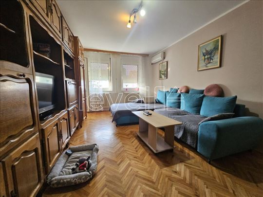 Stan,Novi Sad,Novo Naselje,kv: 62.00