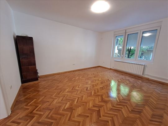  Stari grad, Dorćol, Kapetan Mišina, 81m, 1/5, 