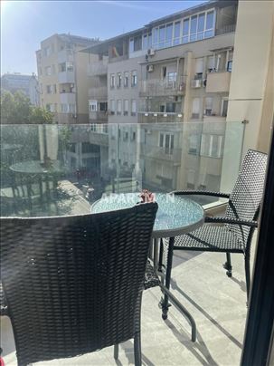Tašmajdan, Ivankovačka, stan sa 2 parking mesta ID