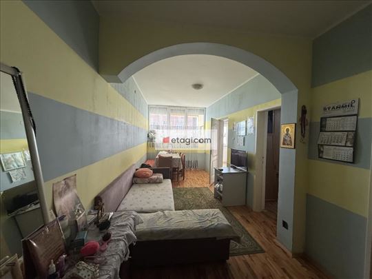 Funkcionalan stan u Višnjici sa prelepim pogledom