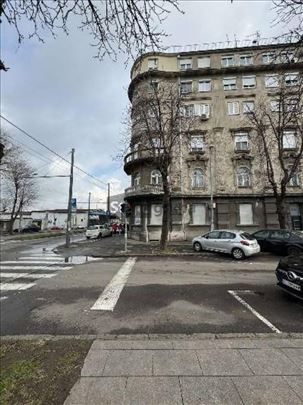 Garsonjera, prvi sprat, kod kompleksa Donji Dorćol