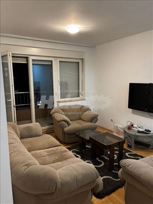 Namešten stan-centar-odmah useljiv-povoljno