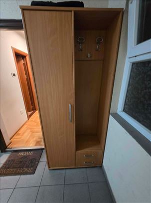 Ormar predsoblje čiviluk