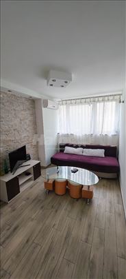 Renoviran jednosoban stan ispod Skojevskog naselja
