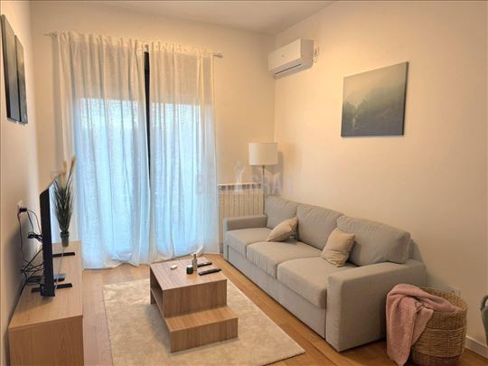 Severni bulevar, Ledinačka, lux novogradnja + gara