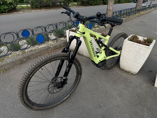 Specialized Turbo Levo Gen 3 – 241 km – kao nov