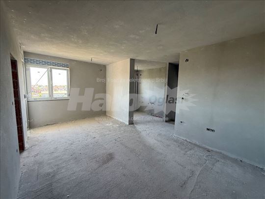 Stan 61m2 novogradnja Novi Banovci