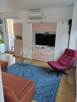 Stepa Stepanovic 2,5-soban
