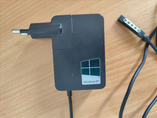 Adapter punjač za Microsoft Surface RT, model 1513