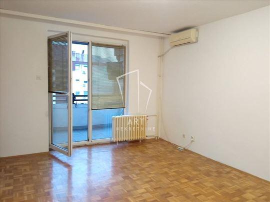 Blok 72 , u blizini Lidla ID#15020
