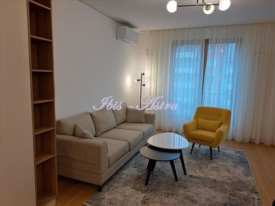 LUX, neuseljavan stan sa garažom DEPO ID#510848