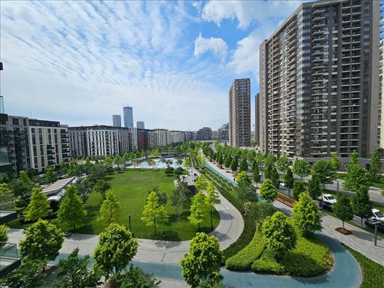 Pravno lice, 3BR, 2 parking mesta