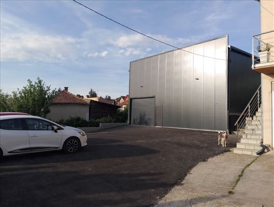 Rakovica, Resnik, 13. oktobra, 192m2