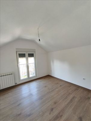 Može kredit za mlade! 78m² DUPLEX+2 parking mesta!