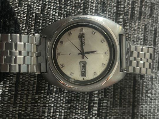 Na prodaju SEIKO 5