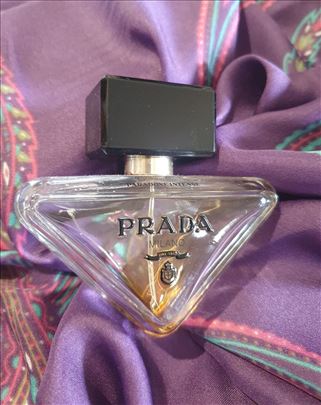 Prazna bočica parfema PRADA