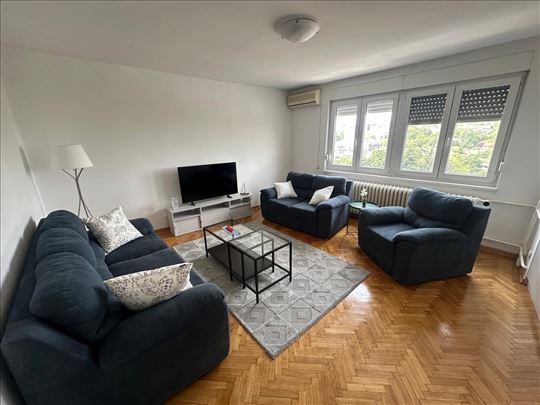 Renoviran, komforan, 80m2 mogućnost garažnog mesta