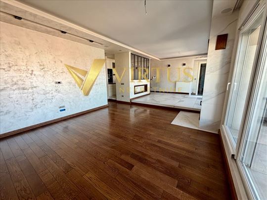 5-soban luksuzan penthaus od 160m2
