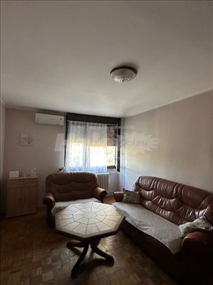Stan Jednoiposoban 40m2 Banovo Brdo