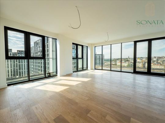 Bw Thalia Penthouse