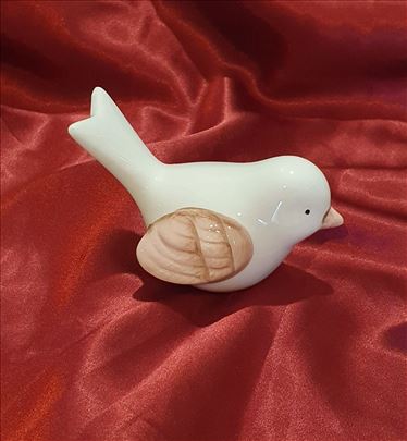 Porcelanska figurica 