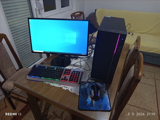 top masina Rizen,8 gb GPU 4 gb,ssd 240,monitor 24